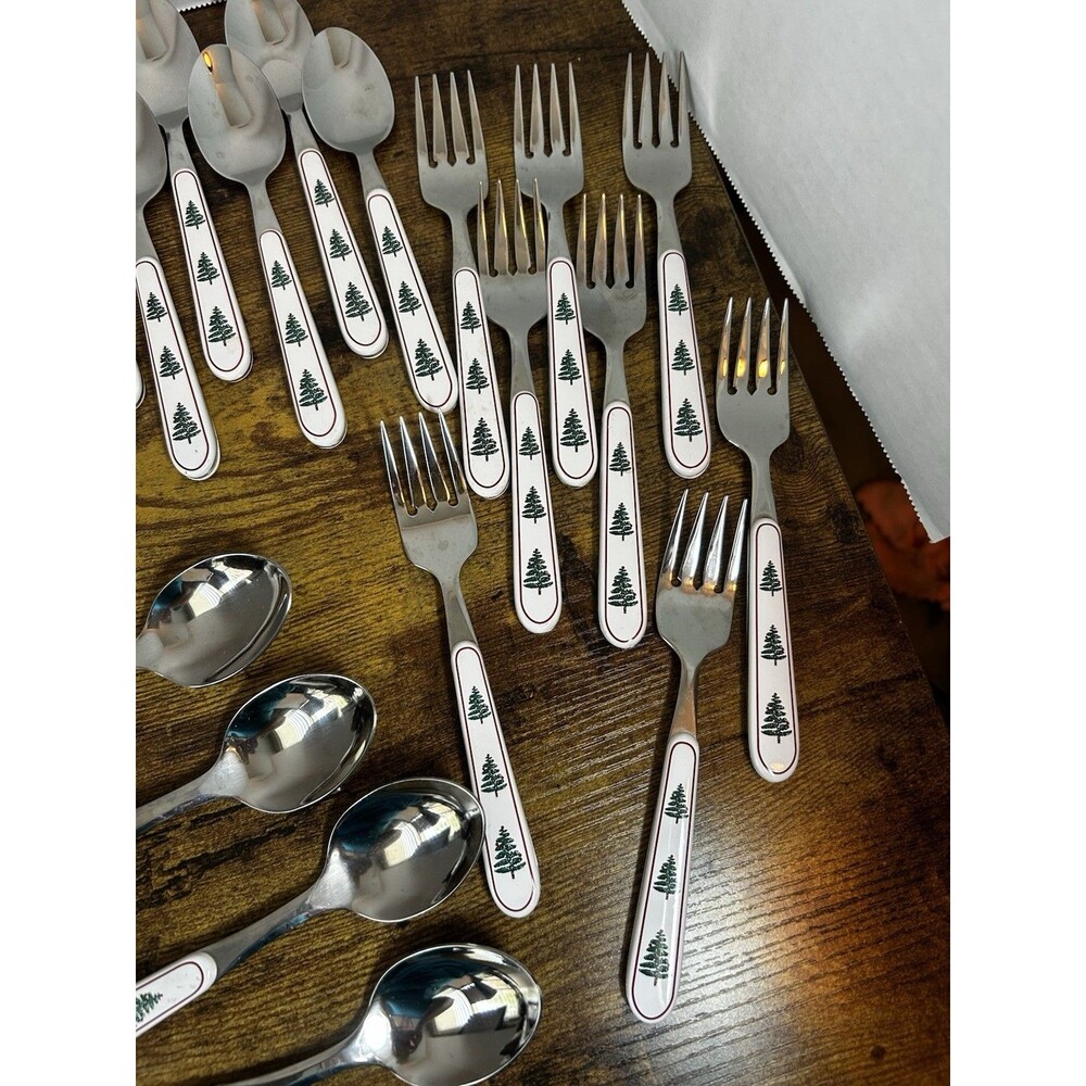 Oneida Furio Christmas Tree Flatware Set 40 Pc Service for 8 Vintage 1980 Used - Picture 8 of 11